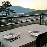 Bright 50m With Magnificent View Apartamento
