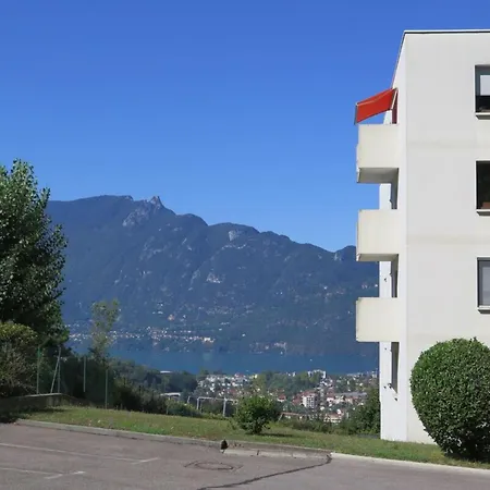 Bright 50m With Magnificent View Apartamento *